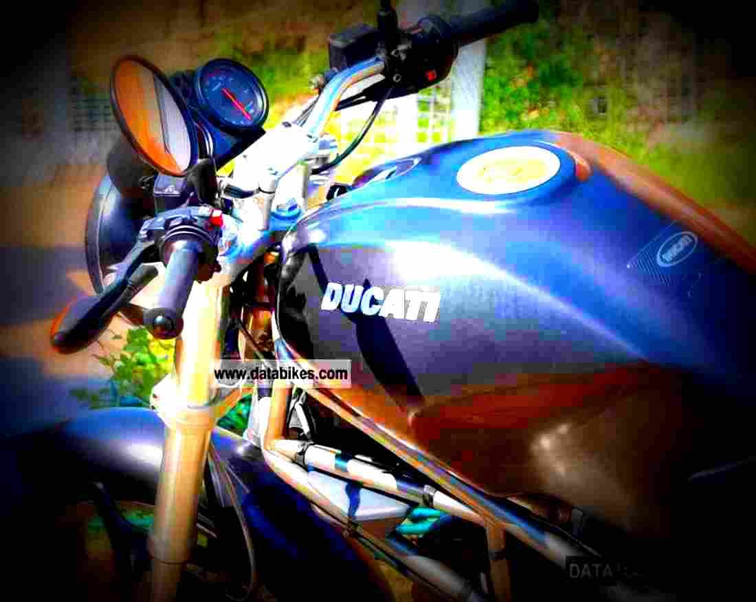 Ducati 600 Monster 2001 5 motorbike A4 Photo Print