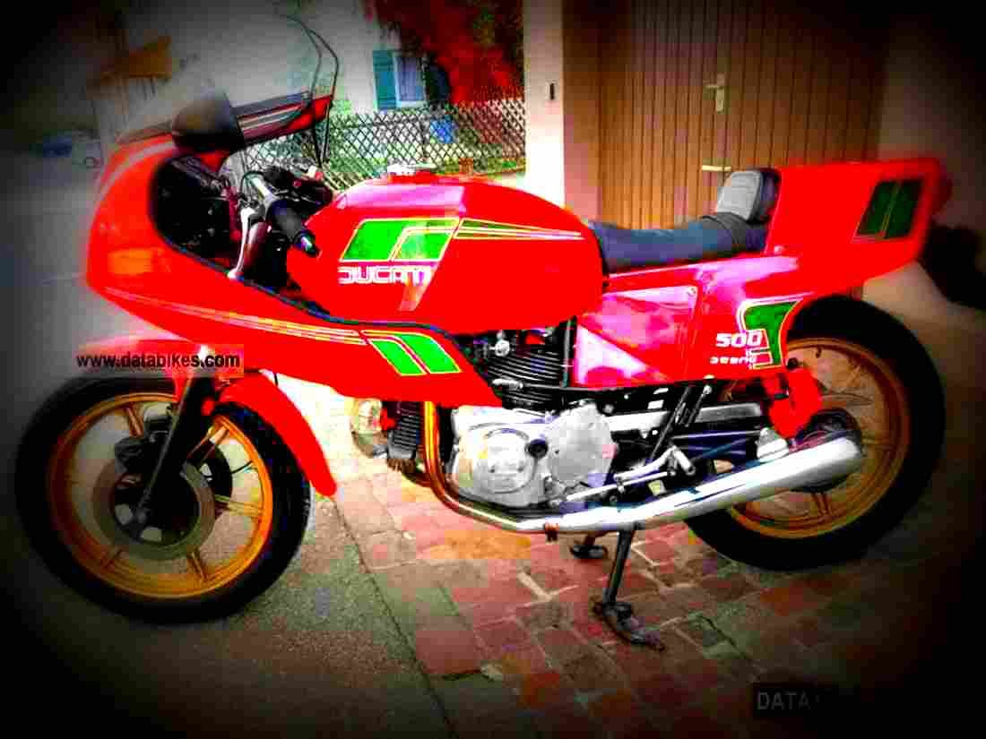 Ducati 600 SL Pantah 1984 2 motorbike A4 Photo Print