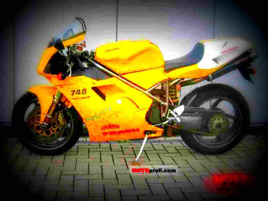 Ducati 748 R 2000 1 motorbike A4 Photo Print