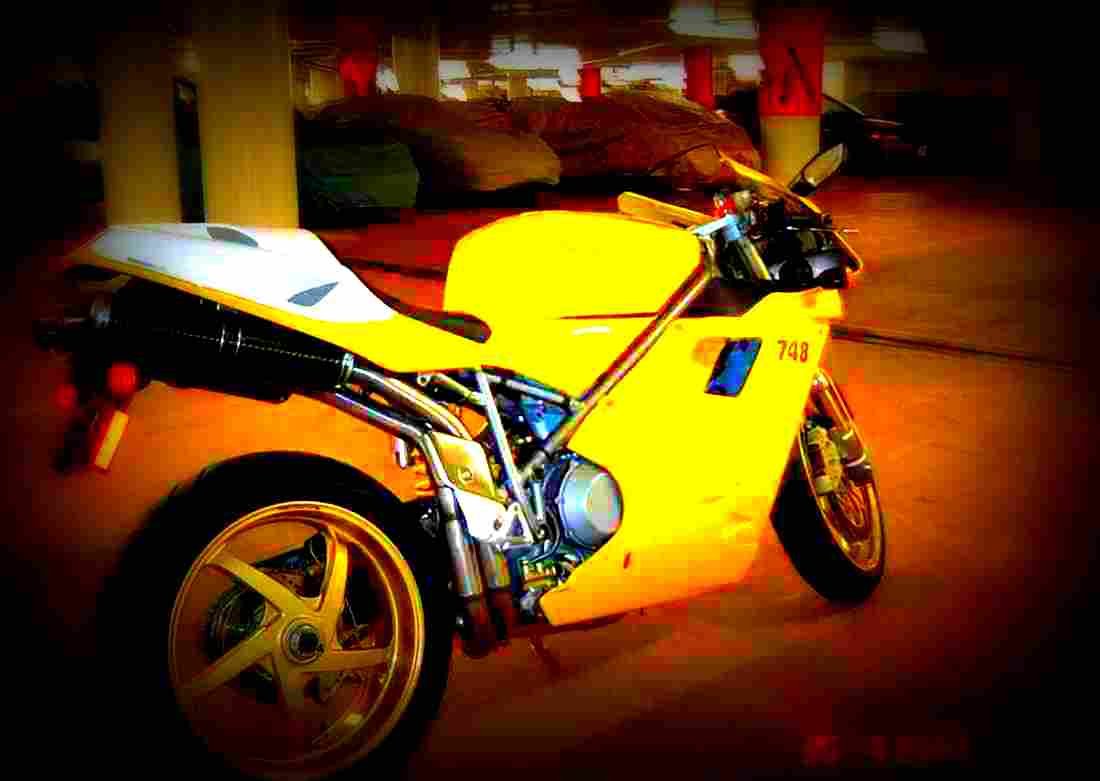 Ducati 748 S 2001 6 motorbike A4 Photo Print