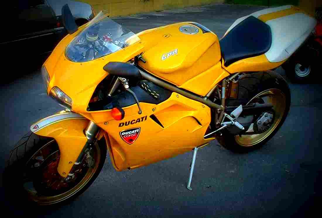 Ducati 748 SPS 1998 1 motorbike A4 Photo Print
