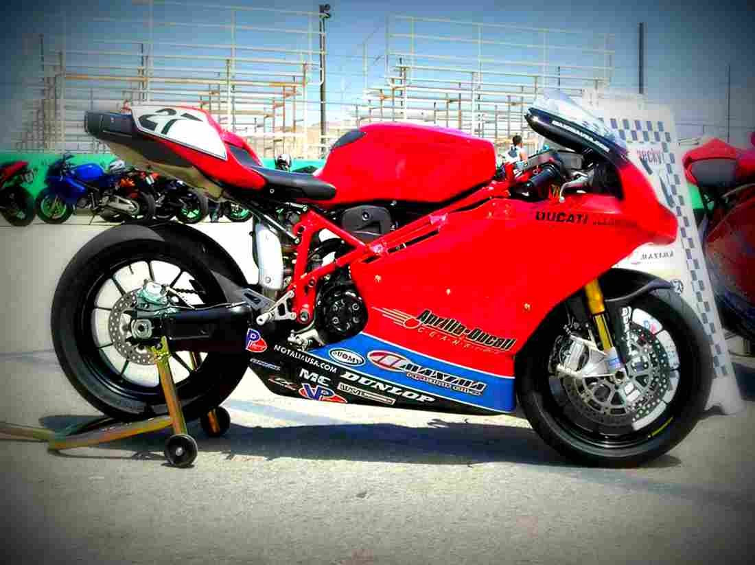 Ducati 749 R 2004 4 motorbike A4 Photo Print
