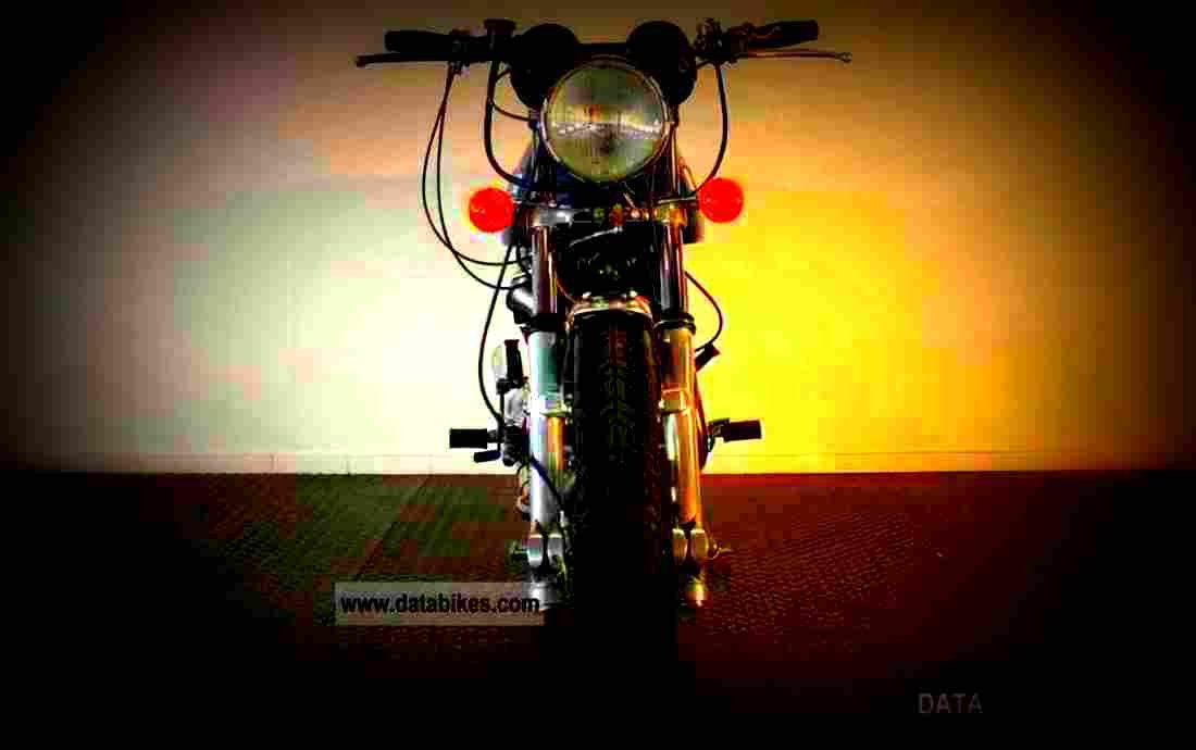 Ducati 750 GT 1973 3 motorbike A4 Photo Print