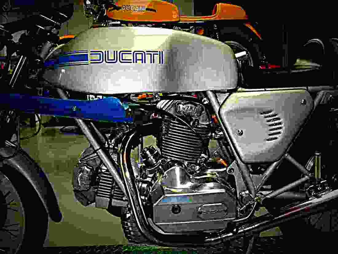 Ducati 750 SS 1976 2 motorbike A4 Photo Print
