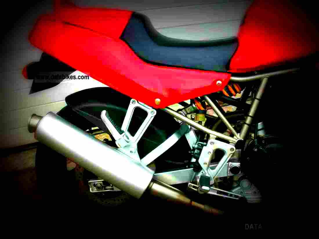 Ducati 750 SS 1993 4 motorbike A4 Photo Print
