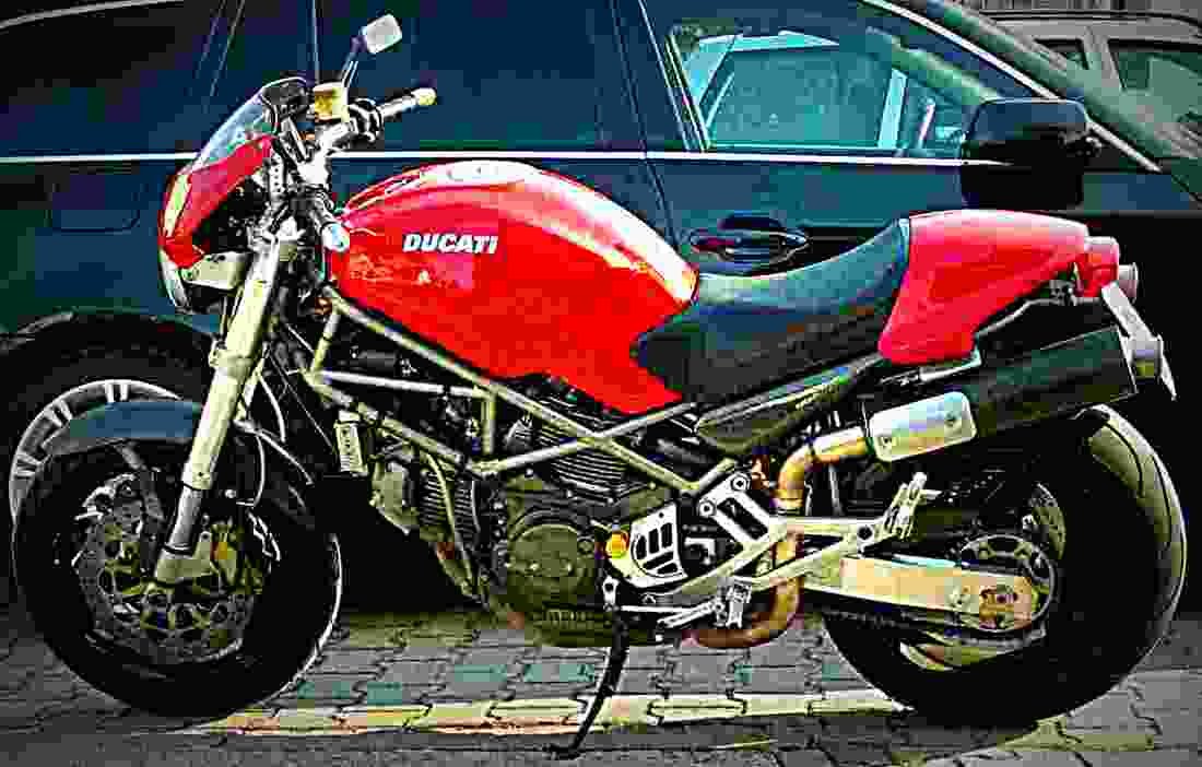 Ducati 900 Monster 2000 3 motorbike A4 Photo Print
