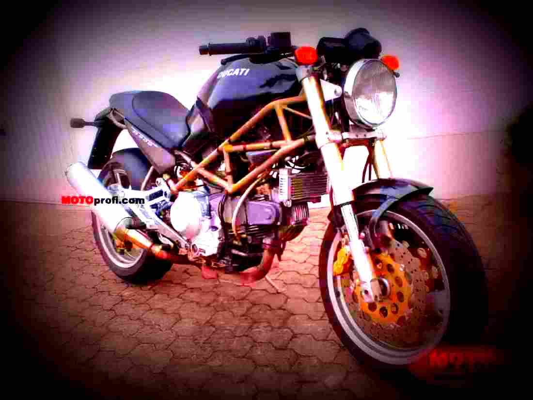 Ducati 900 Monster M 1995 2 motorbike A4 Photo Print