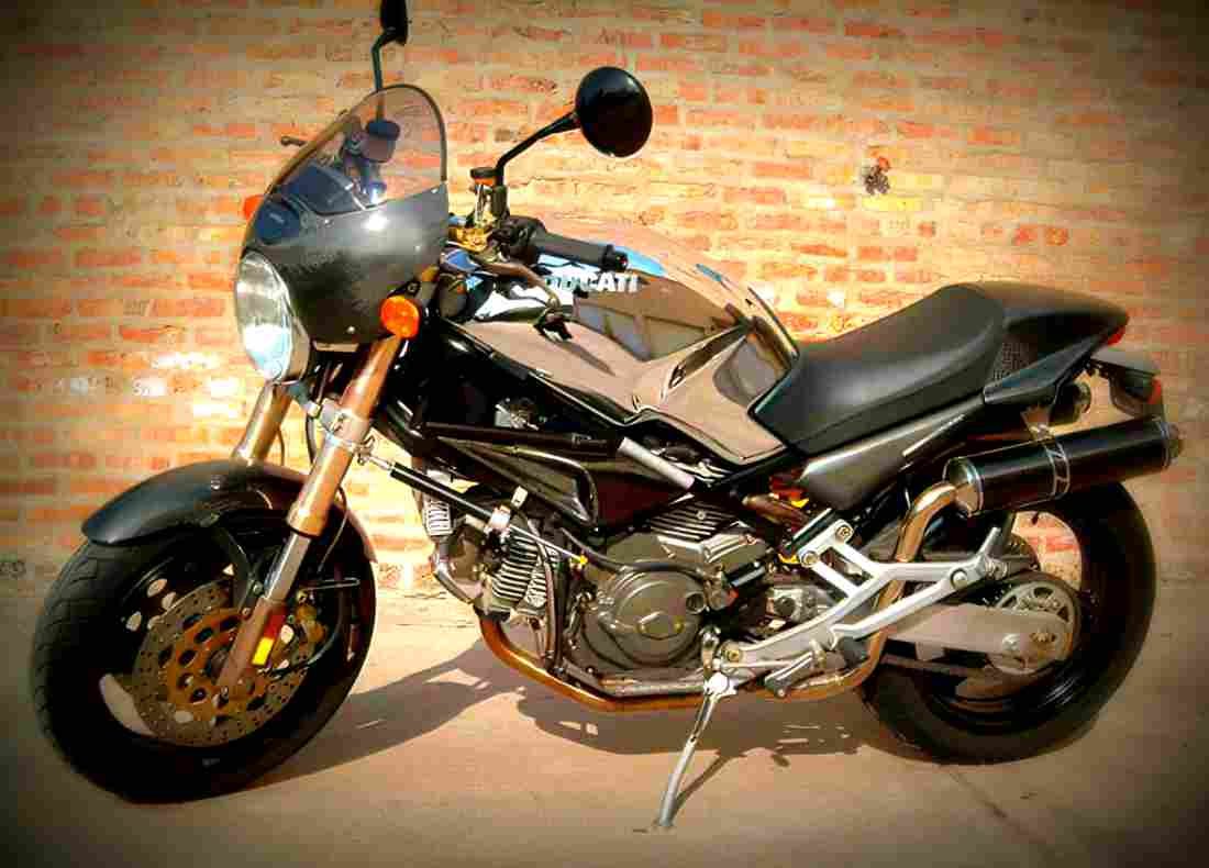 Ducati 900 Monster Solo 1997 1 motorbike A4 Photo Print