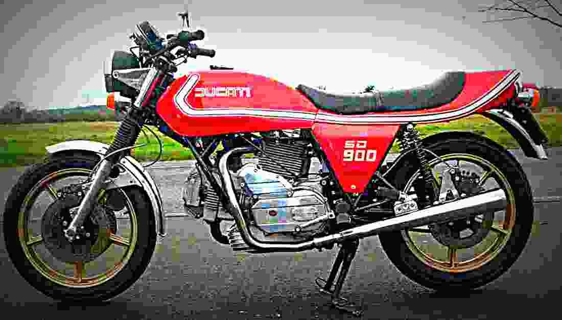 Ducati 900 SD Darmah 1983 2 motorbike A4 Photo Print