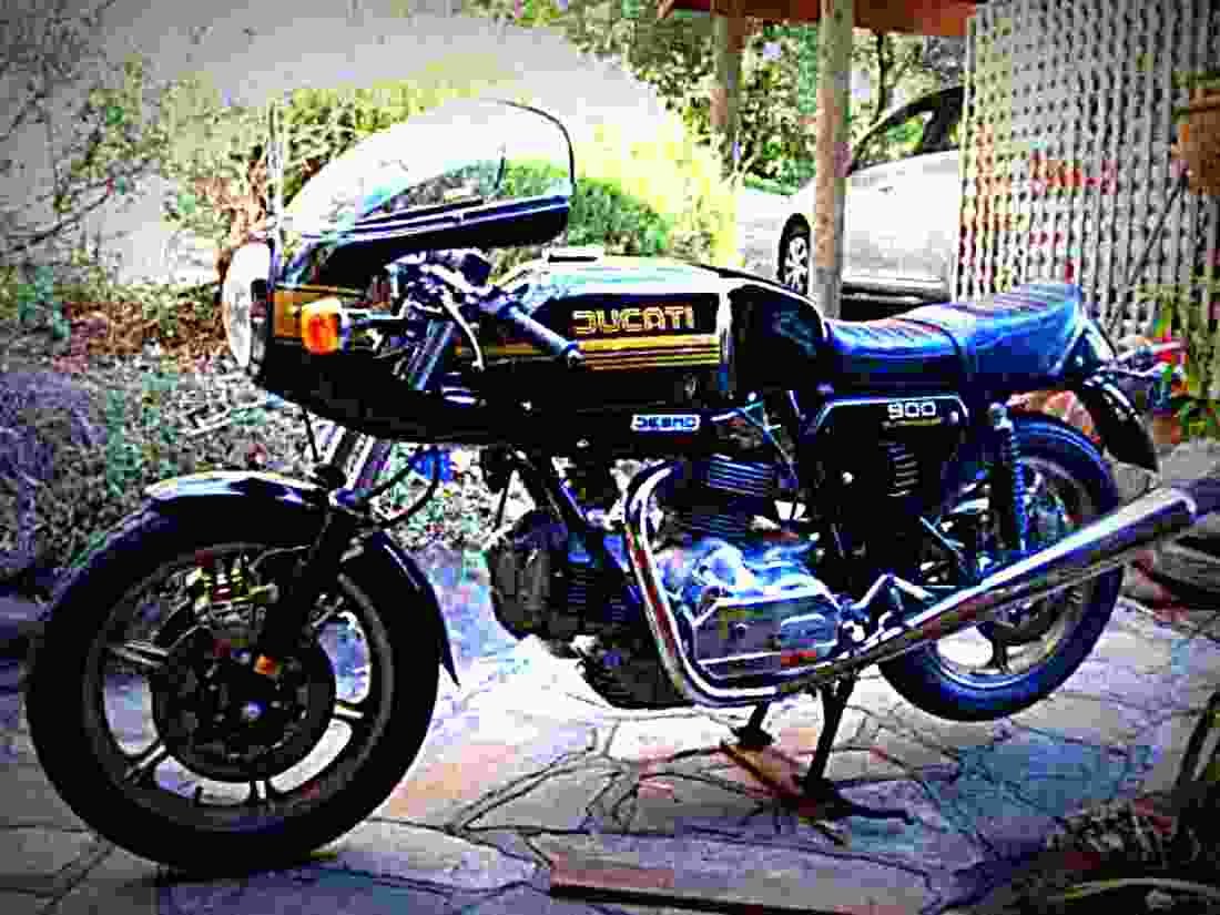 Ducati 900 SS 1980 5 motorbike A4 Photo Print