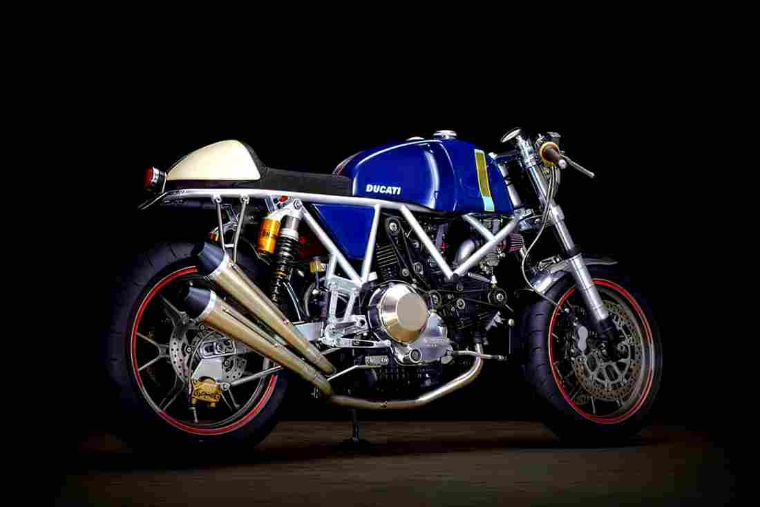 Ducati 900 SS Supersport 2000 6 motorbike A4 Photo Print