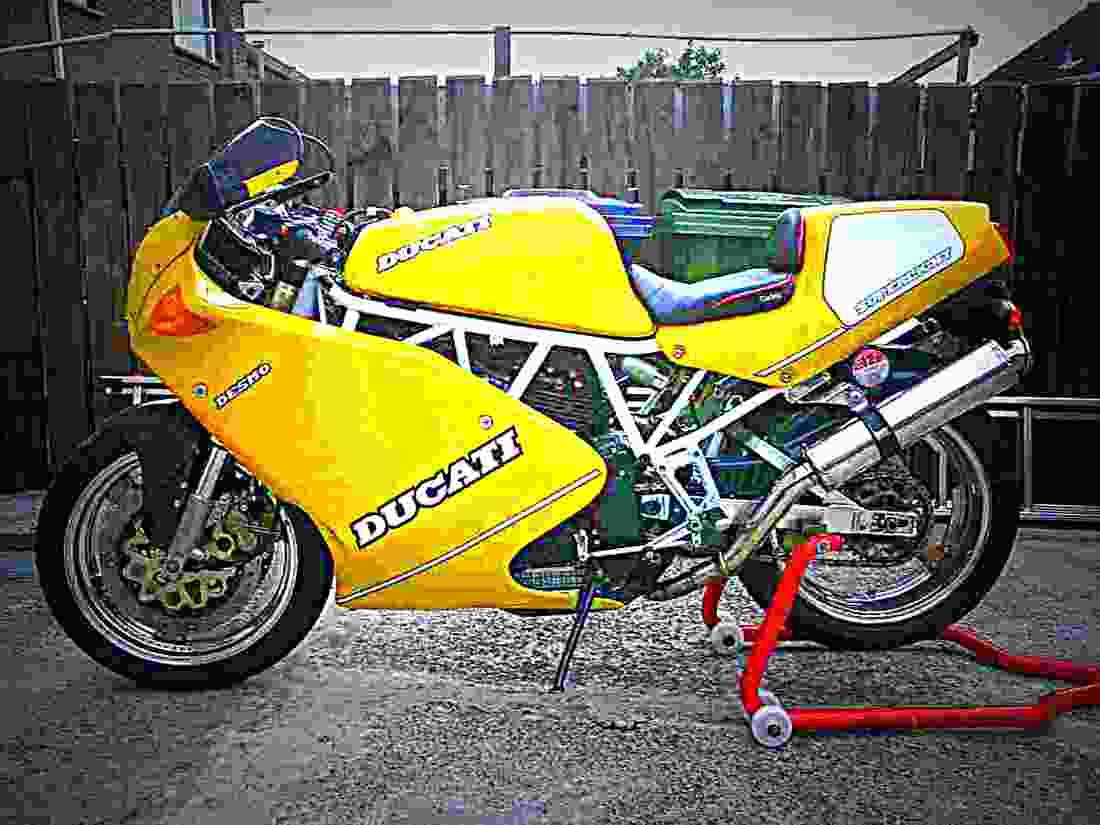 Ducati 900 Superlight 1994 3 motorbike A4 Photo Print