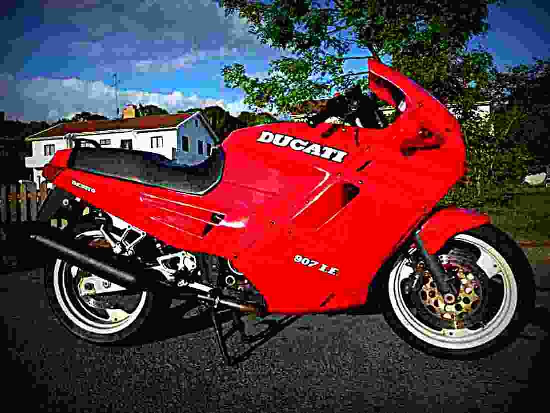 Ducati 907 i.e. Paso 1992 3 motorbike A4 Photo Print