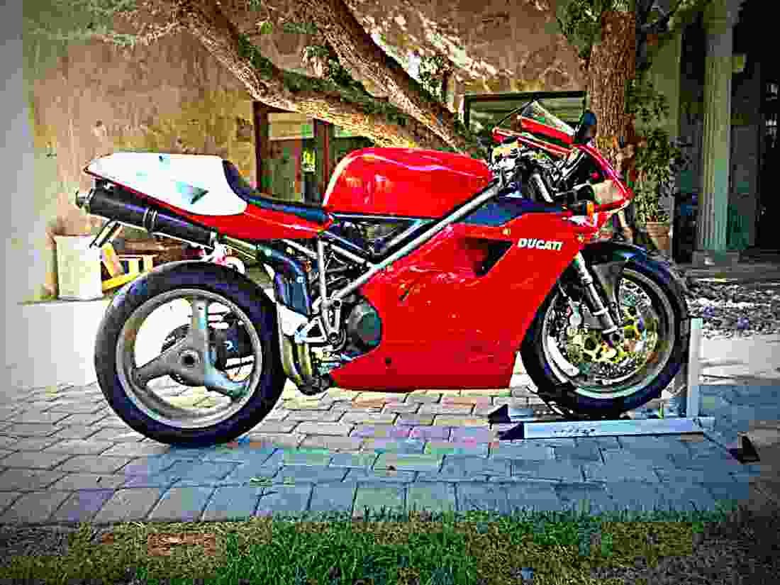 Ducati 916 SPS 1998 6 motorbike A4 Photo Print