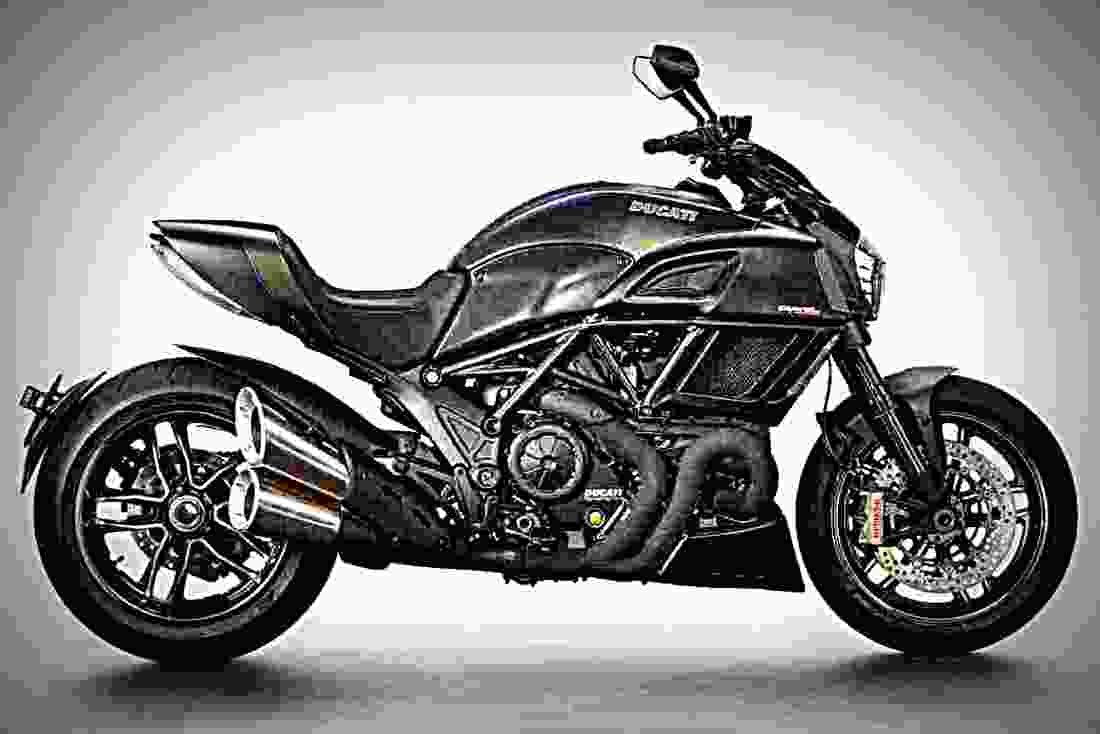 Ducati Diavel 2017 2 motorbike A4 Photo Print