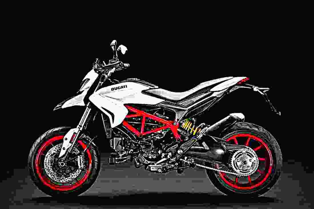 Ducati Hypermotard 939 SP 2018 2 motorbike A4 Photo Print