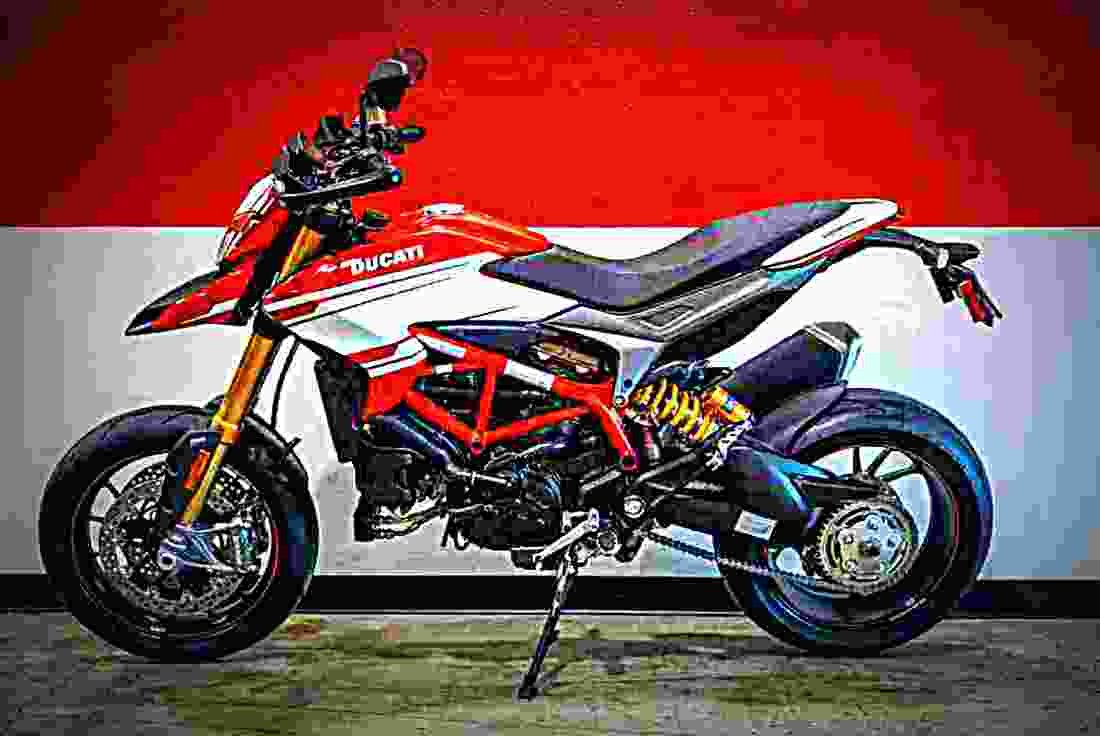 Ducati Hypermotard 939 SP 2018 4 motorbike A4 Photo Print