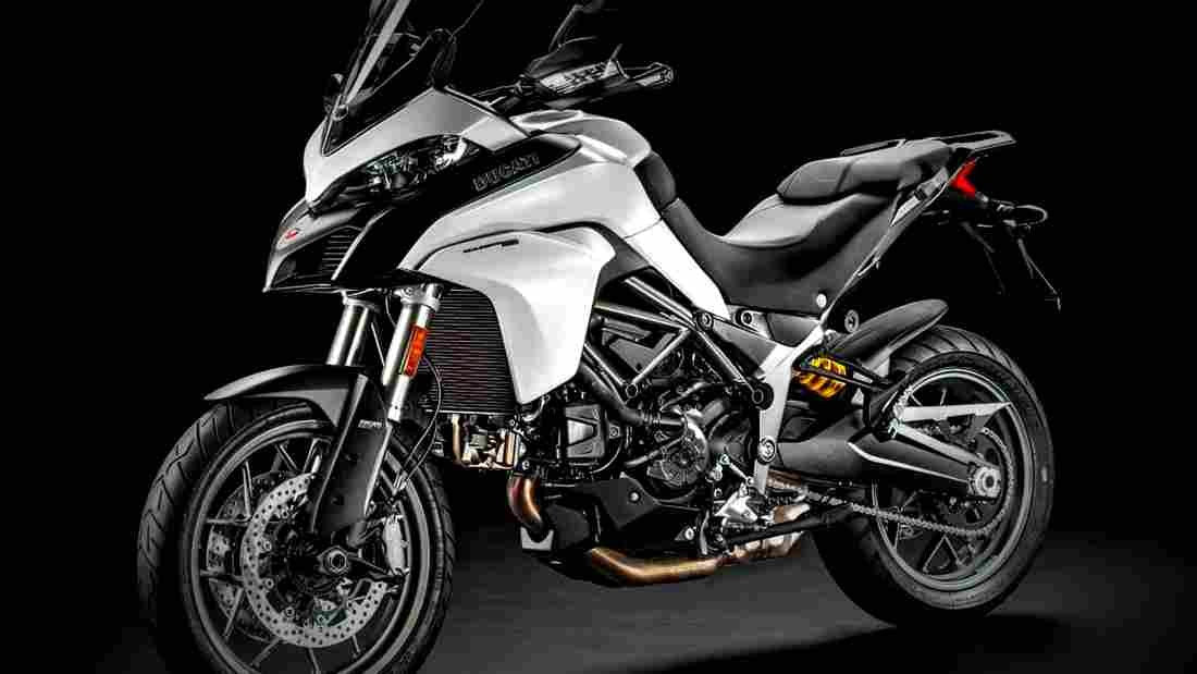 Ducati Multistrada 950 2019 1 motorbike A4 Photo Print