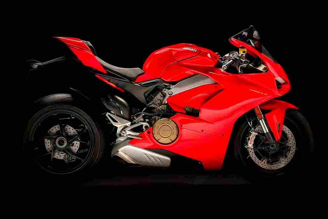 Ducati Panigale V4 2018 3 motorbike A4 Photo Print