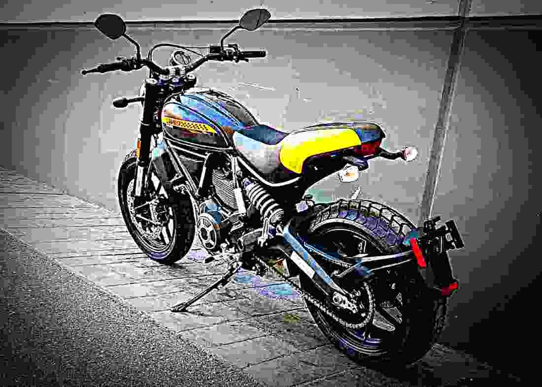 Ducati Scrambler Full Throttle 2018 3 motorbike A4 Photo Print