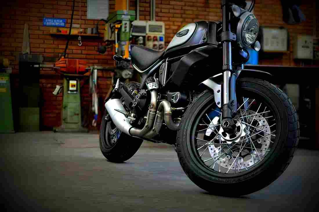 Ducati Scrambler Street Classic 2018 3 motorbike A4 Photo Print