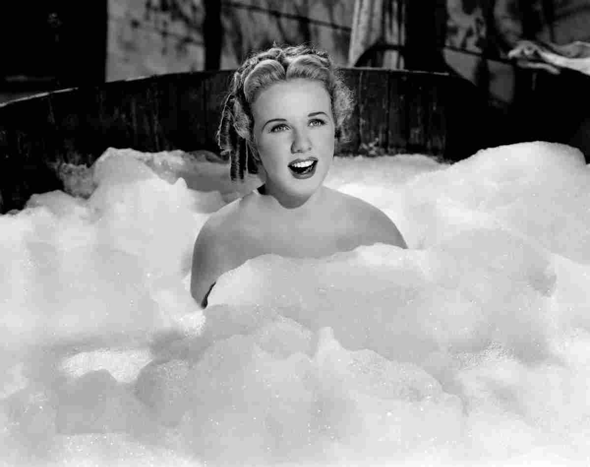 Durbin Deanna Cant Help Singing 2 film star poster A4 Photo Print