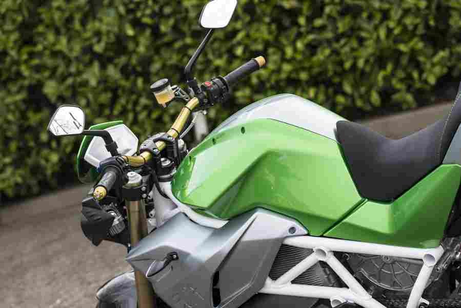 ENERGICA EVA 95 13096 3 Car A4 Photo Print
