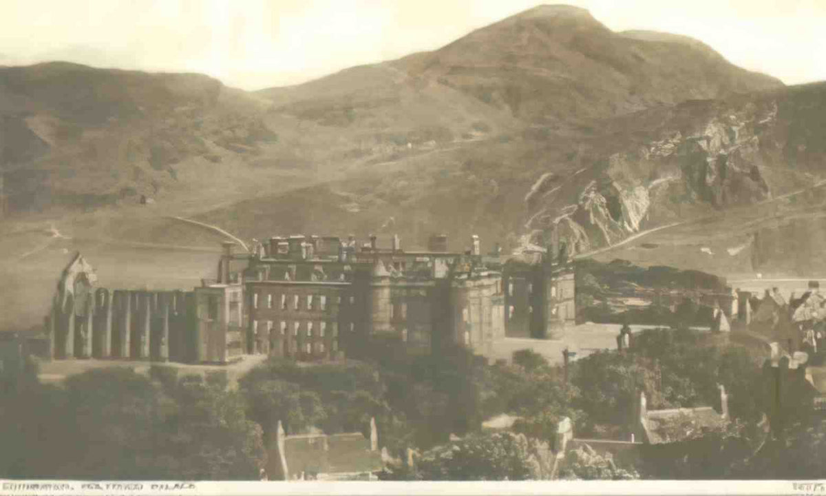 Edinburghshire Edinburgh Holyrood Palace 1947 Vintage A4 Photo Print