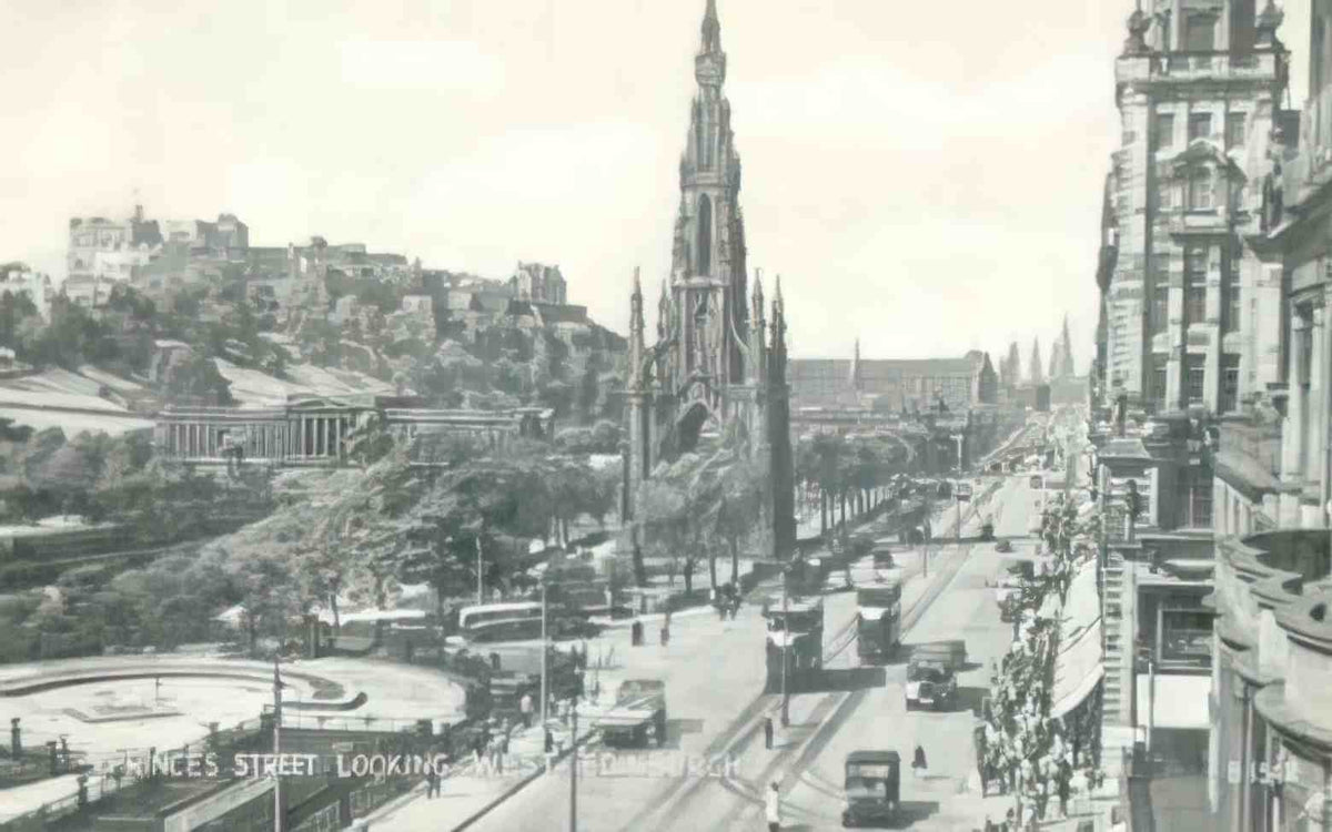 Edinburghshire Edinburgh Princes Street looking west 1960s Vintage A4 Photo Print