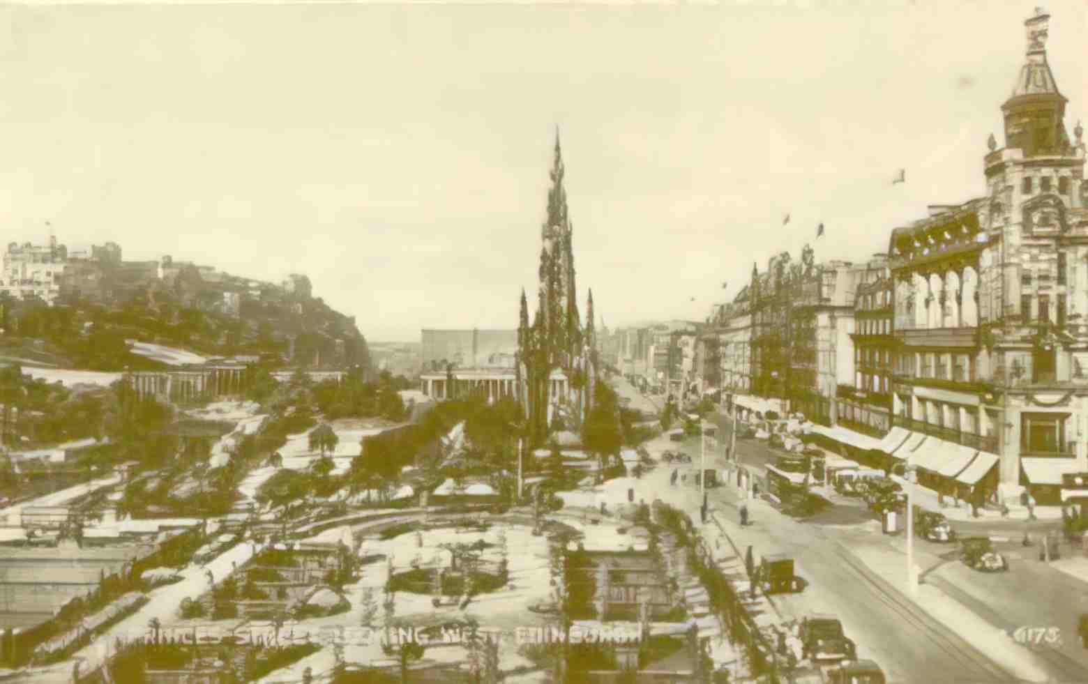 Edinburghshire Edinburgh Princes Street looking west II Vintage A4 Photo Print