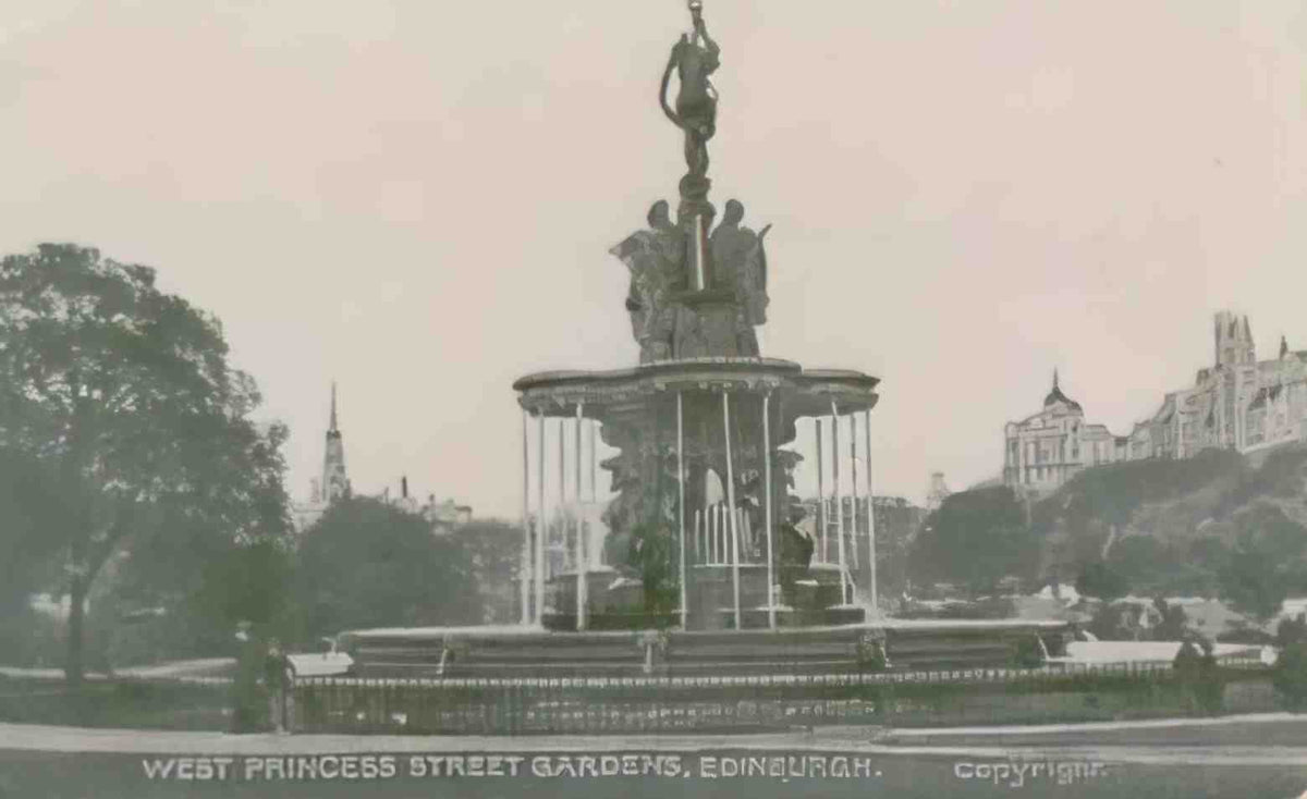 Edinburghshire Edinburgh West Princes Street Gardens Vintage A4 Photo Print