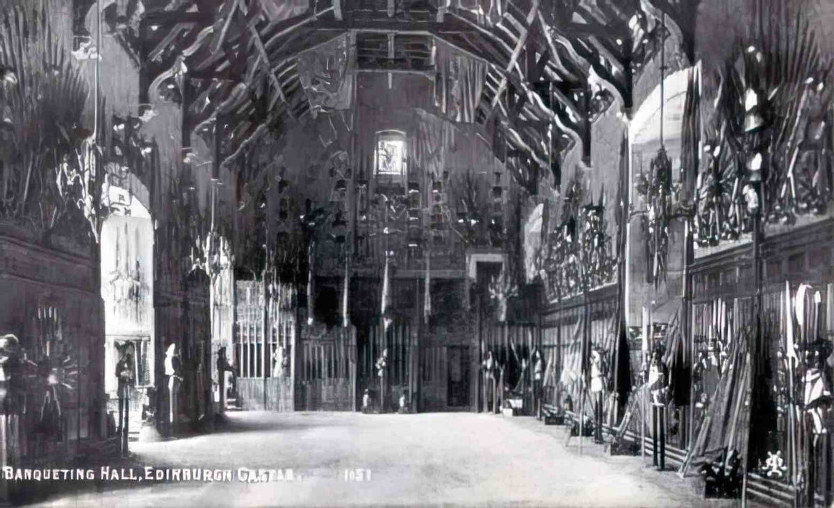 Edingburghshire Edinburgh Castle Banqueting Hall or 'Magne Camere' Vintage A4 Photo Print