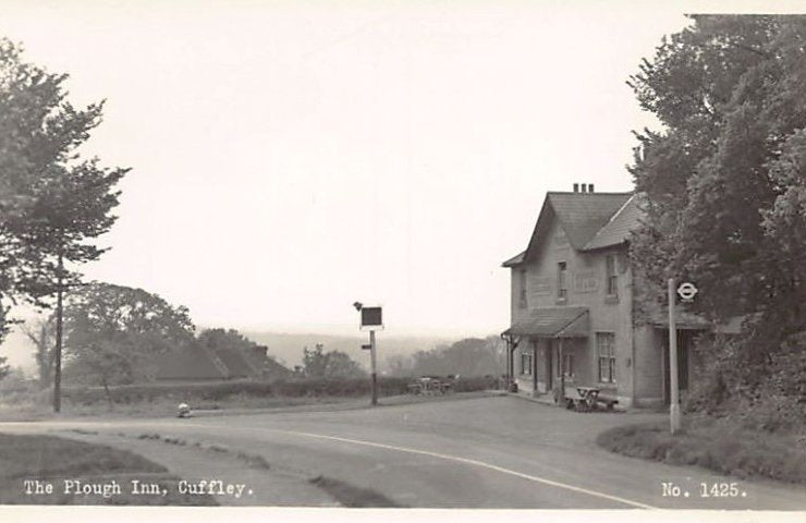 England Cuffley The Plough Inn Vintage A4 Photo Print