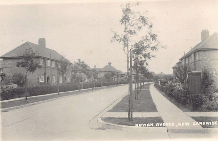 England New Earswick Rowan Avenue Vintage A4 Photo Print