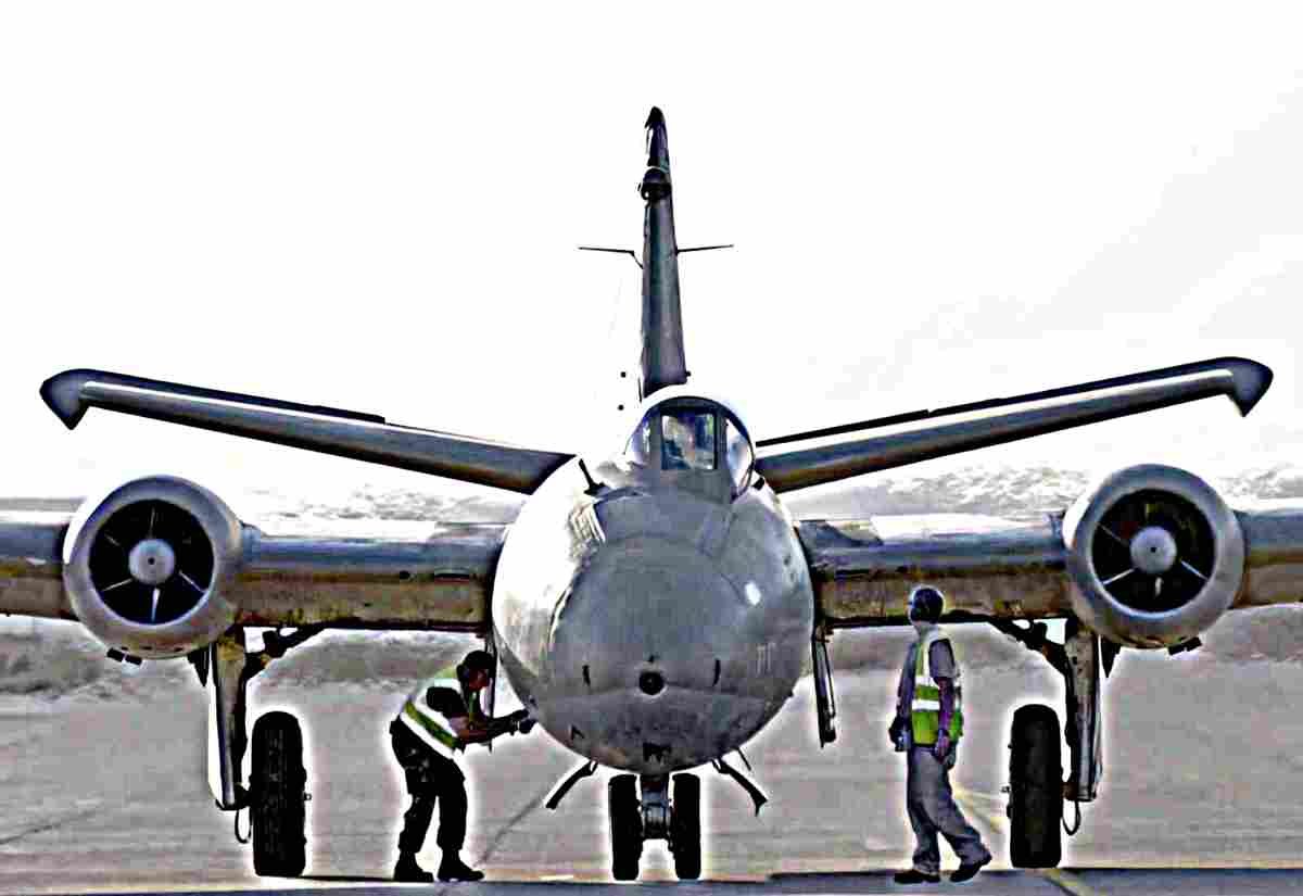 English Electric Canberra Bomber 2 (2) Military A4 Photo Print