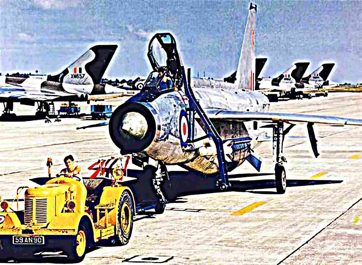 English Electric Lightning 7 (2) Military A4 Photo Print