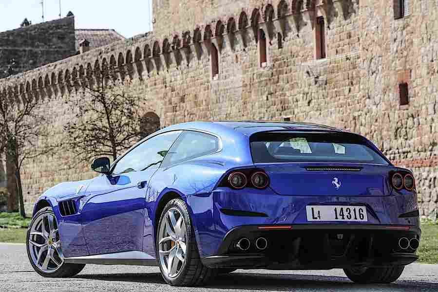 FERRARI GTC4Lusso T 5988 18 Car A4 Photo Print