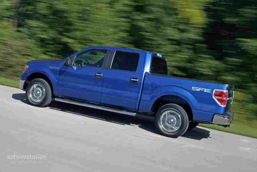 FORDF 150SuperCrew 4069 2 Car A4 Photo Print