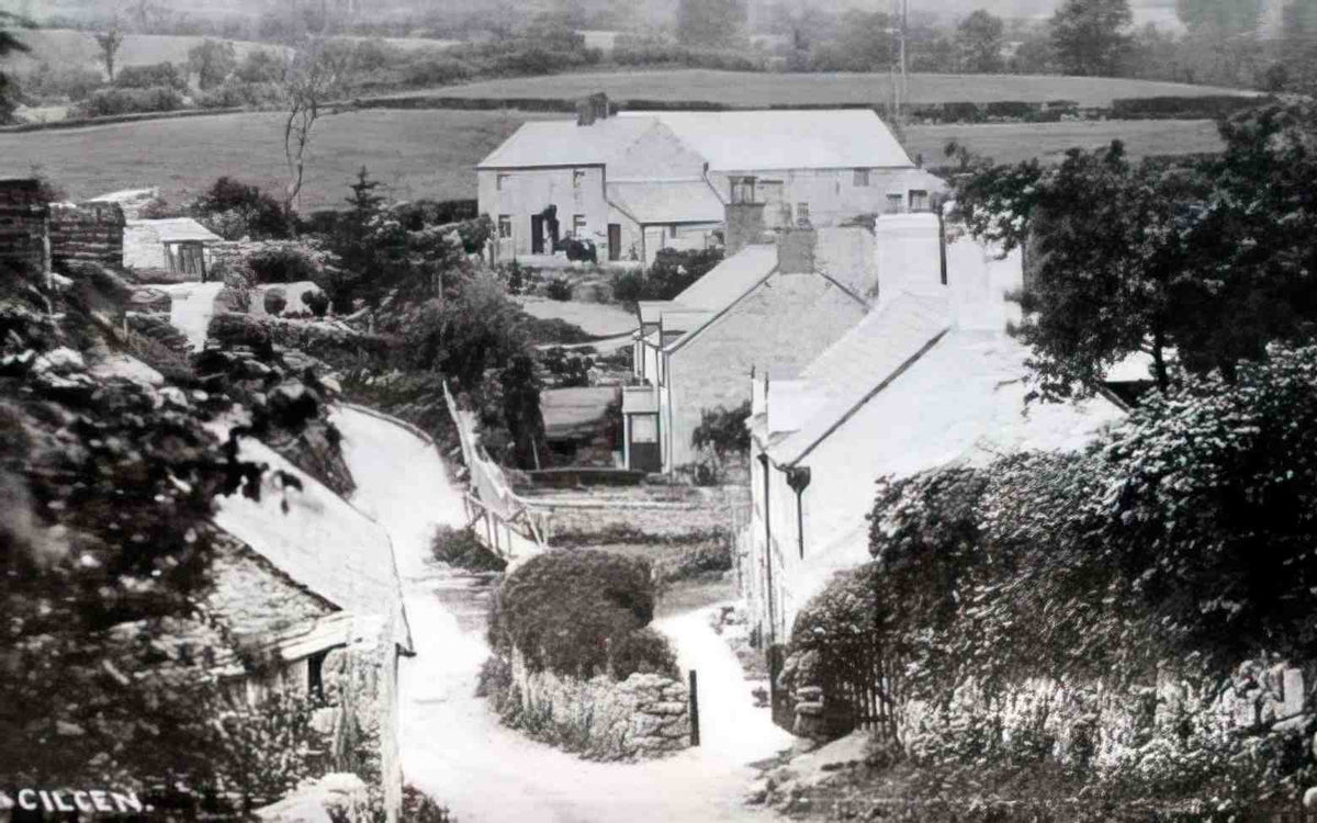 Flintshire Cilcain II Vintage A4 Photo Print