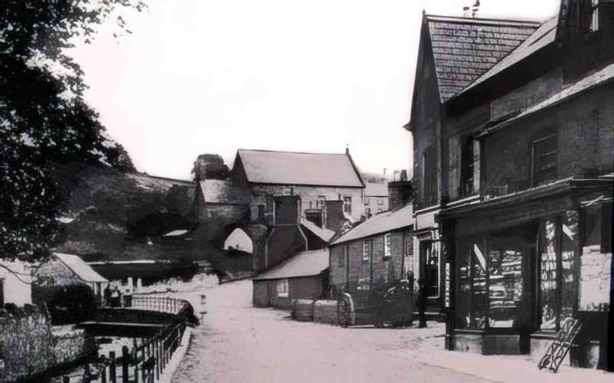Flintshire Dyserth Village V Vintage A4 Photo Print