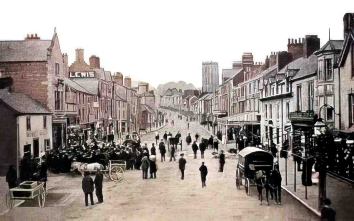 Flintshire Mold High Street c1905 Vintage A4 Photo Print