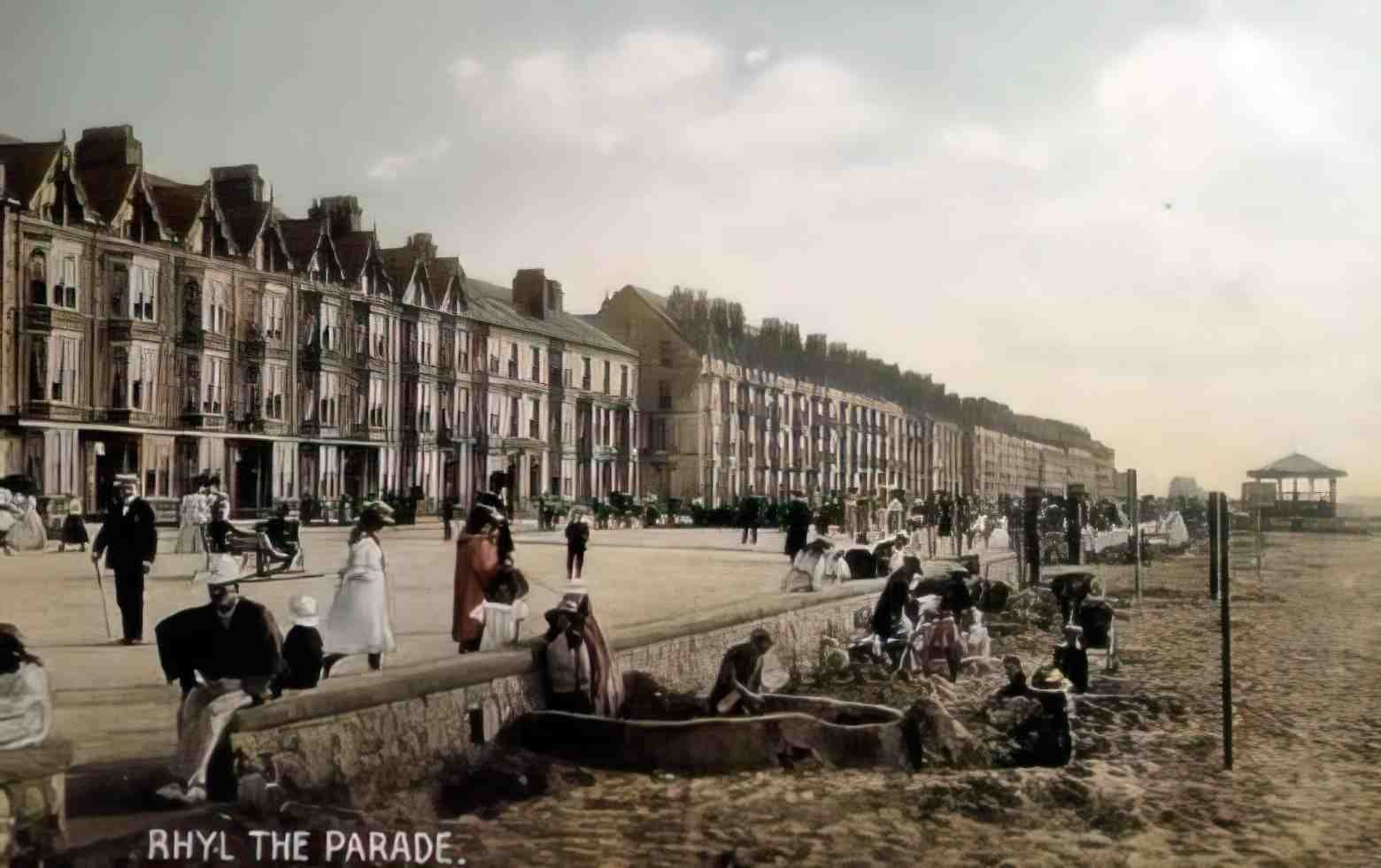 Flintshire Rhyl Parade Vintage A4 Photo Print