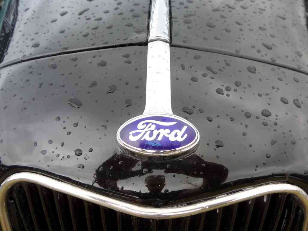 Ford Boot Bonnet 2455 A4 Photo Print