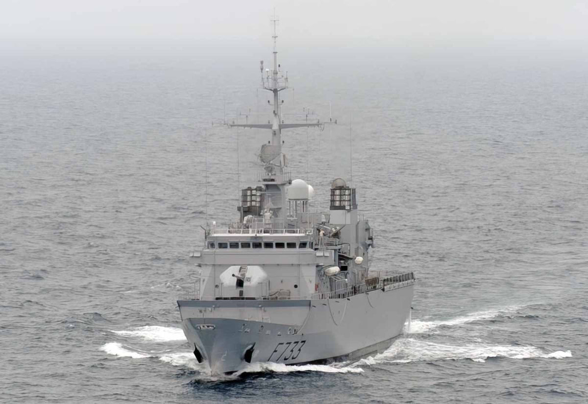 Fs Ventose F733 Frigate A4 Photo Print