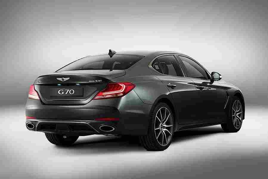 GENESIS G70 6128 8 Car A4 Photo Print
