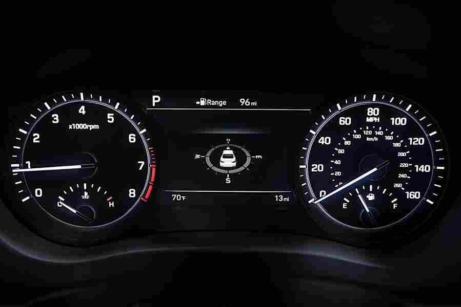 GENESIS G80 5982 6 Car A4 Photo Print