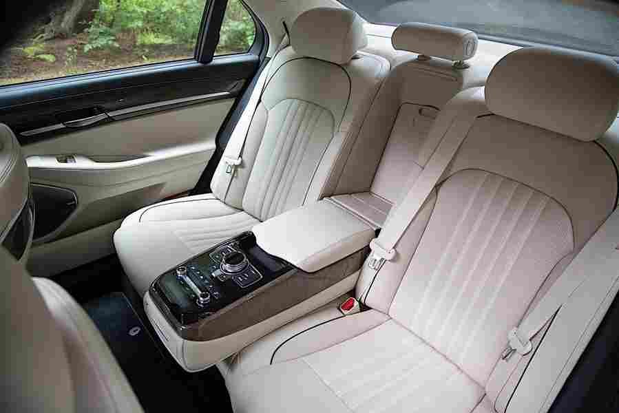 GENESIS G90 5983 3 Car A4 Photo Print