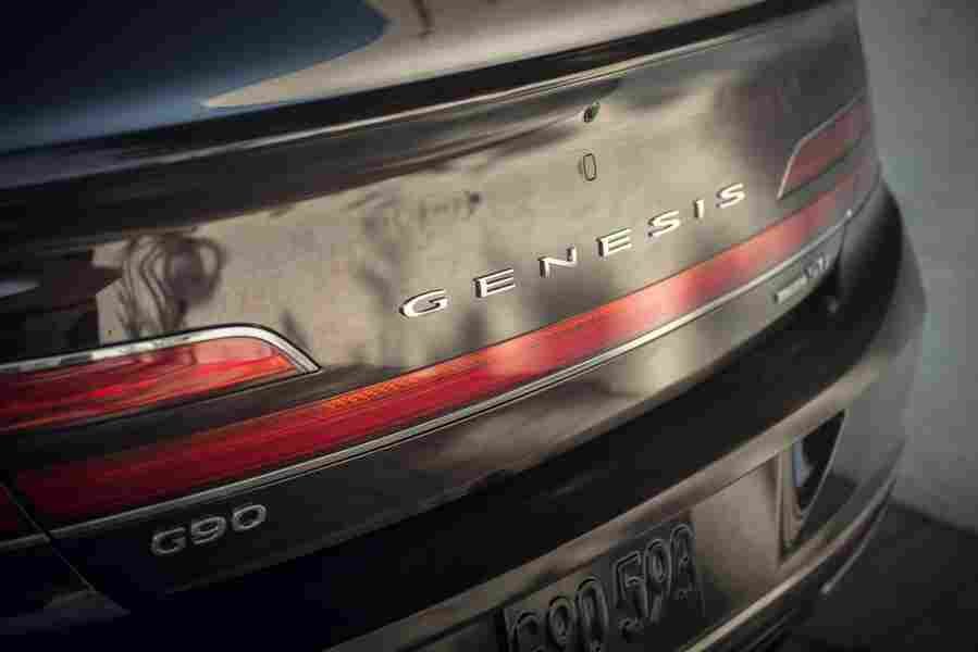 GENESIS G90 6722 37 Car A4 Photo Print