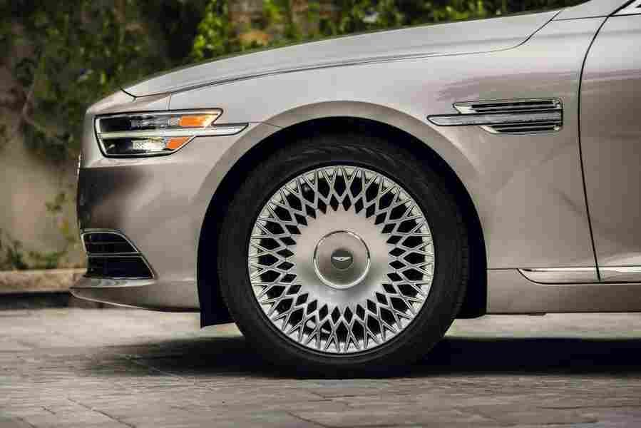 GENESIS G90 6722 39 Car A4 Photo Print