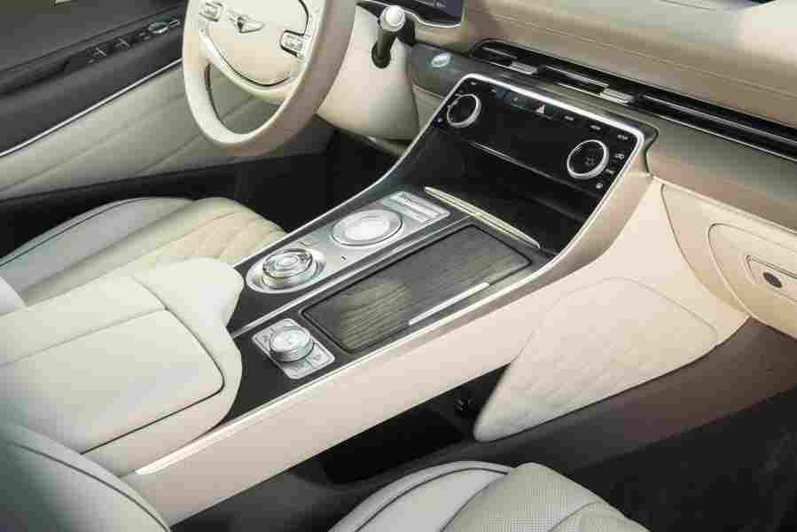 GENESIS GV80 6725 13 Car A4 Photo Print